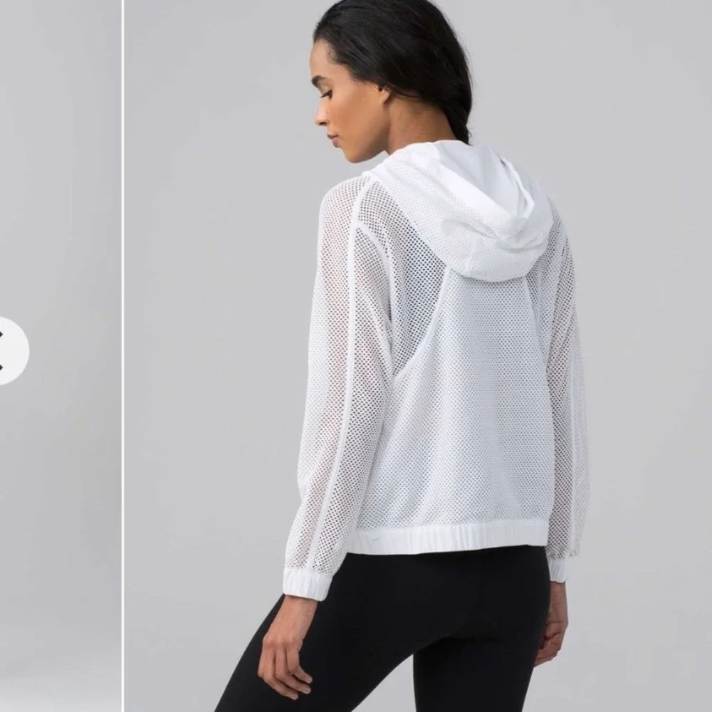 Lululemon Mesh on‎ Mesh Jacket Off White